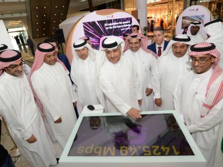 Viva launches first live 5G network public showcase in Bahrain