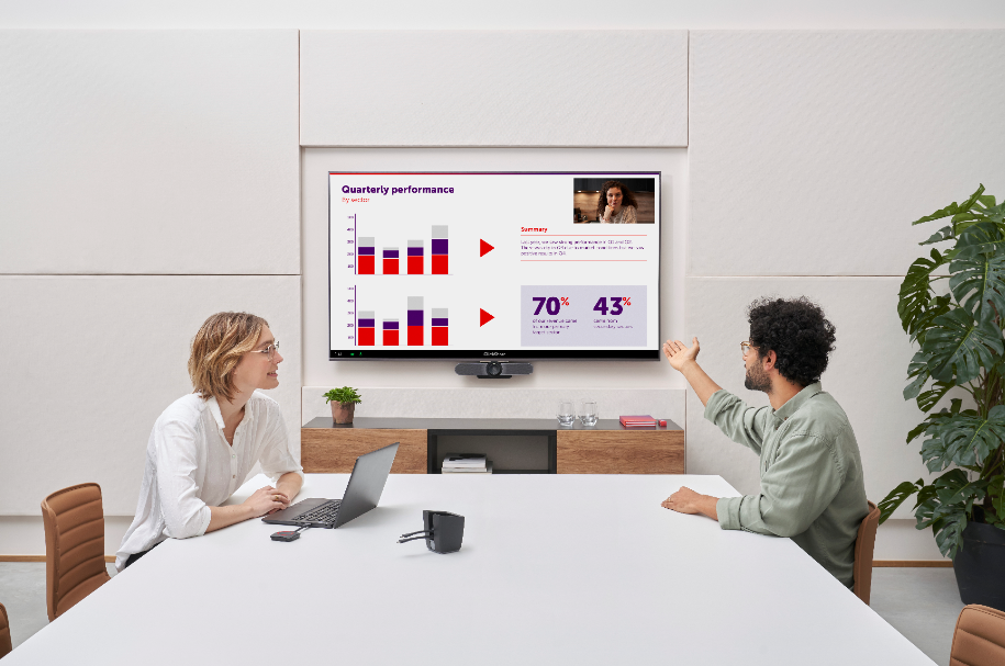 Barco Expands Its Portfolio For Hybrid Meetings With The Addition Of The ClickShare Present Range